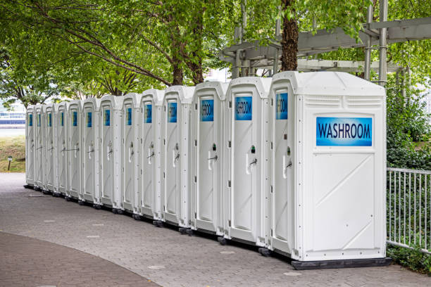 Portable bathroom rental in Lutz, FL